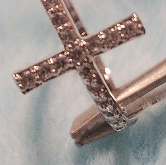 Cross ring, silver tone, size 9 - Picture 3 of 8